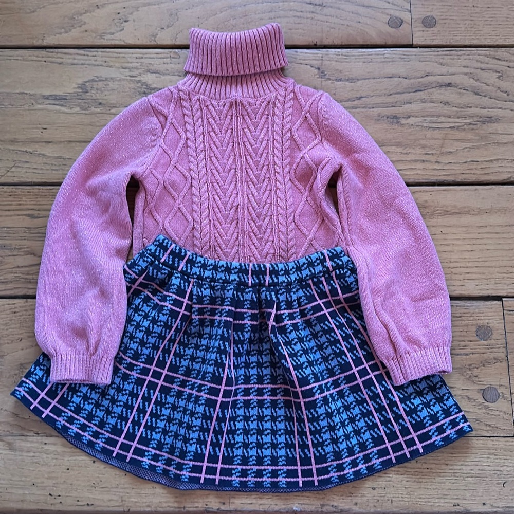 Little girls sweater and skirt, size 5/6